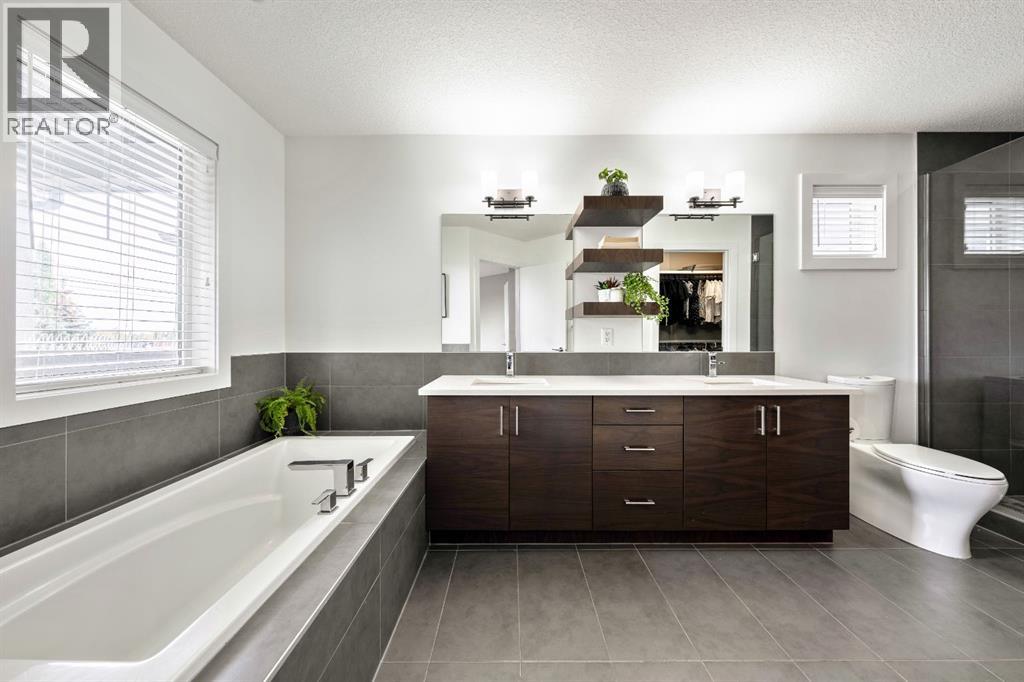 4, 2428 30 Street Sw, Calgary, Alberta  T3E 2M1 - Photo 27 - A2260796