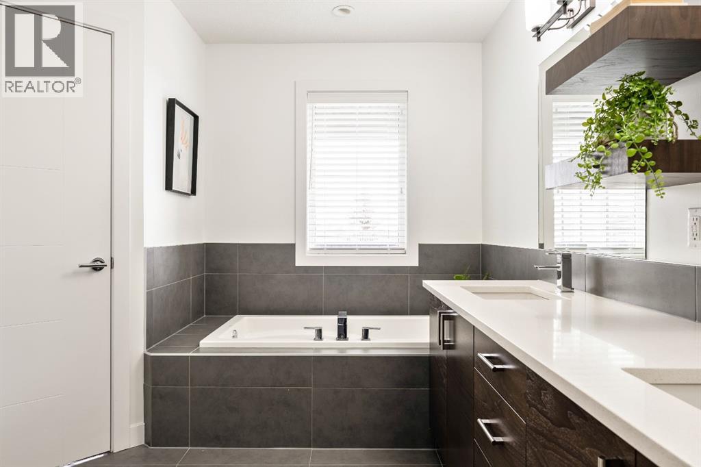 4, 2428 30 Street Sw, Calgary, Alberta  T3E 2M1 - Photo 29 - A2260796