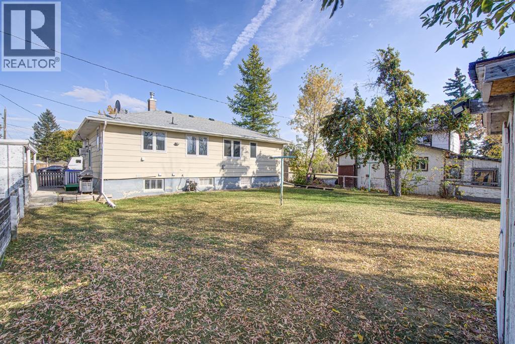 4705 3 Street W, Claresholm, Alberta  T0L 0T0 - Photo 43 - A2261069
