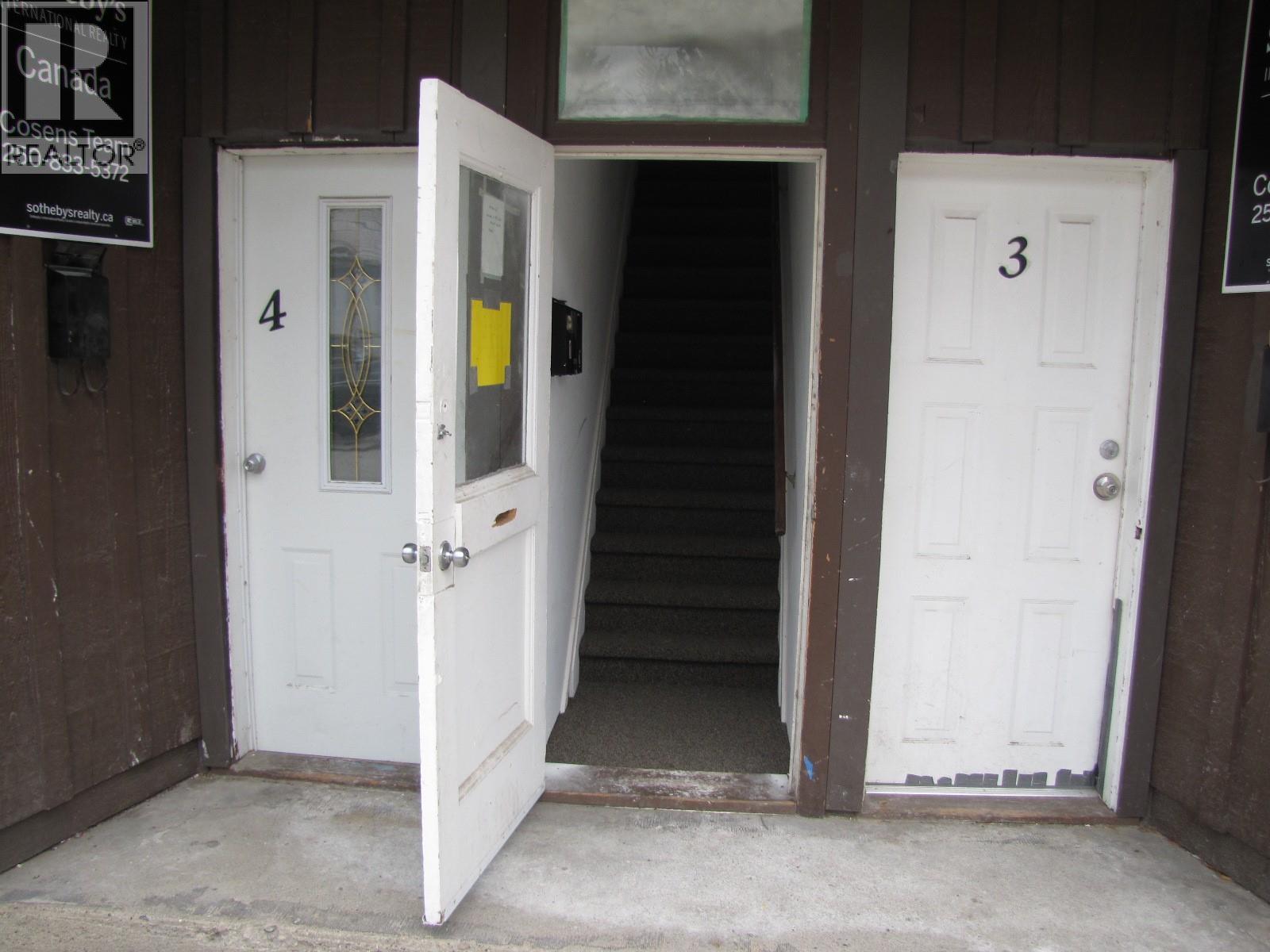 860 Schofield Highway, Warfield, British Columbia  V1R 2G9 - Photo 1 - 10365796