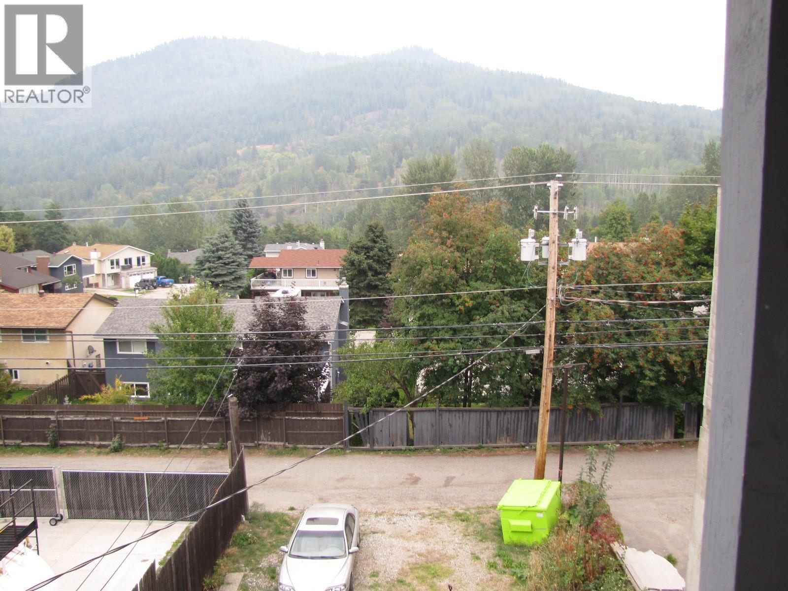 860 Schofield Highway, Warfield, British Columbia  V1R 2G9 - Photo 9 - 10365796