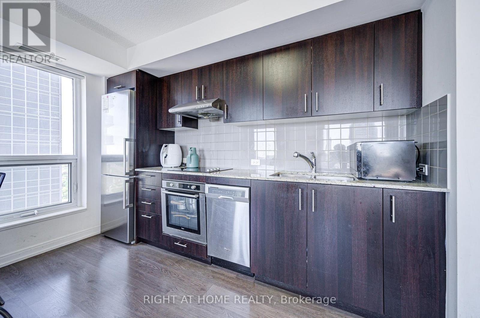 2503 - 255 Village Green Square, Toronto, Ontario  M1S 0L3 - Photo 17 - E12460750