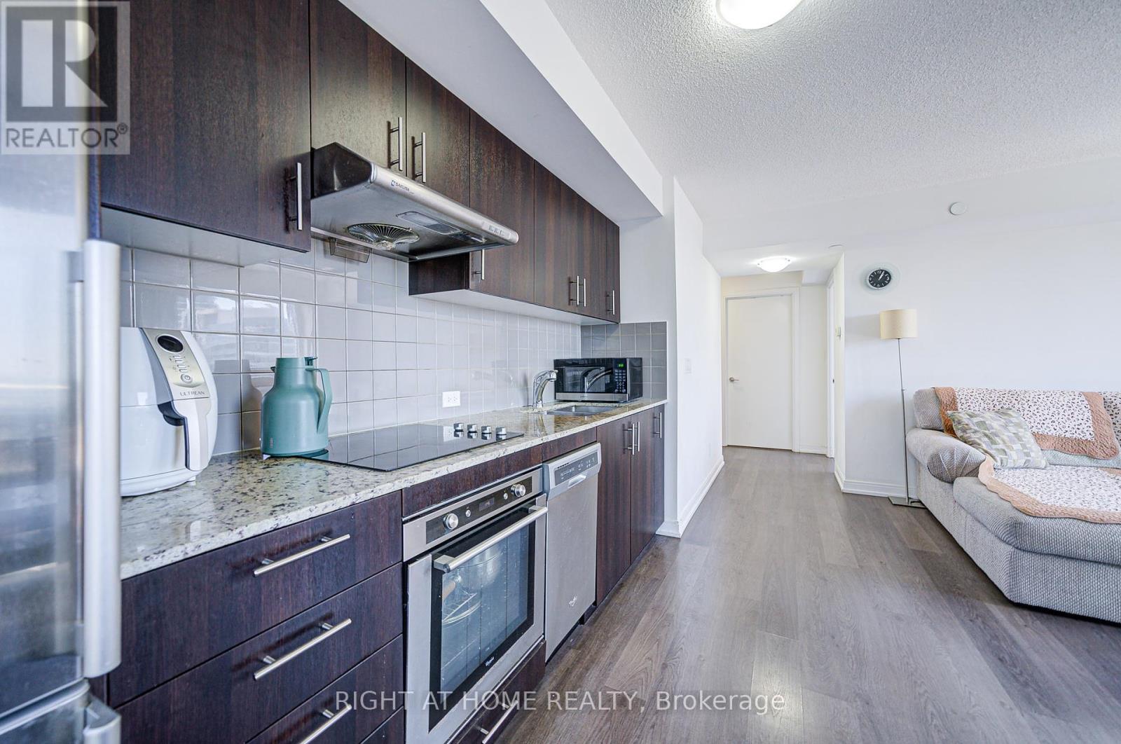 2503 - 255 Village Green Square, Toronto, Ontario  M1S 0L3 - Photo 20 - E12460750