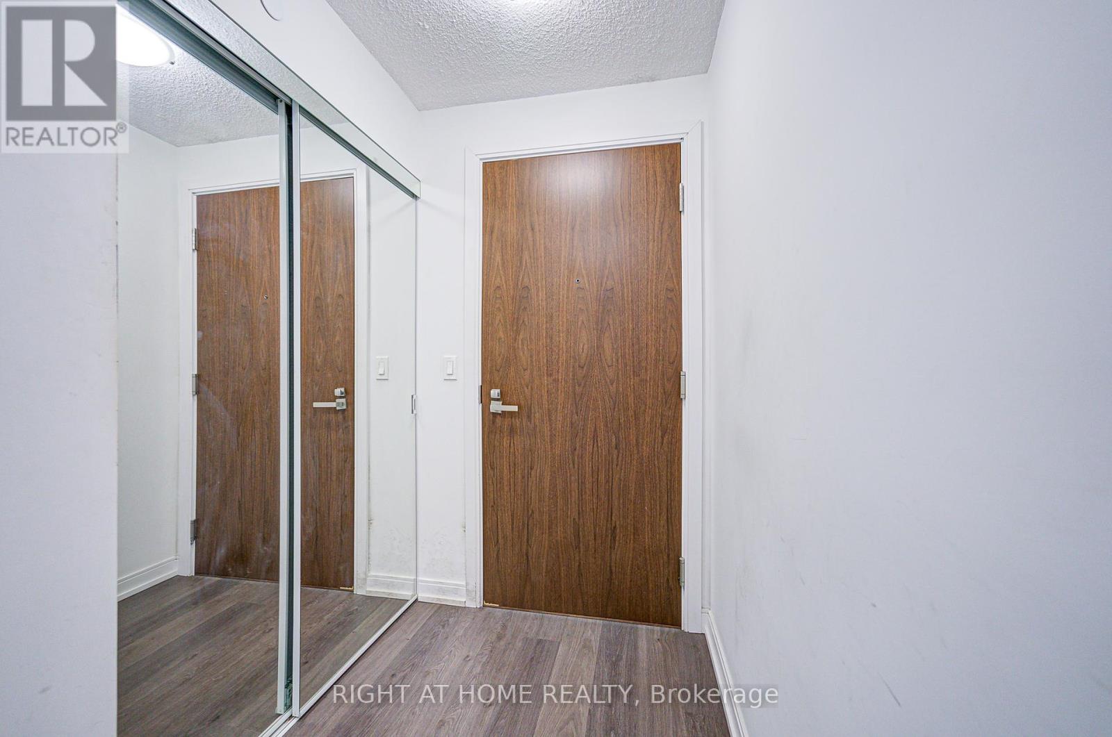 2503 - 255 Village Green Square, Toronto, Ontario  M1S 0L3 - Photo 5 - E12460750