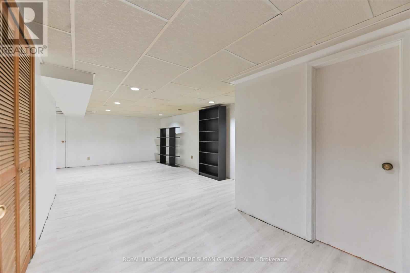 82 Barker Avenue, Toronto, Ontario  M4C 2N6 - Photo 22 - E12460767