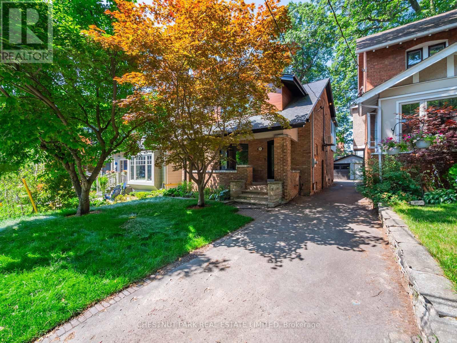 14 SOUTHWOOD DRIVE, Toronto, Ontario
