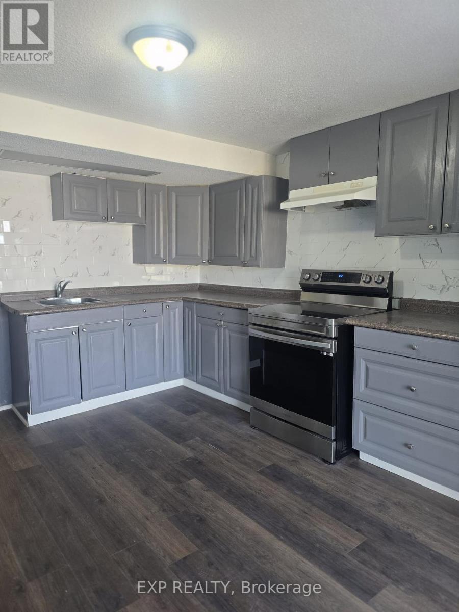 2113 THEODEN COURT, Pickering, Ontario