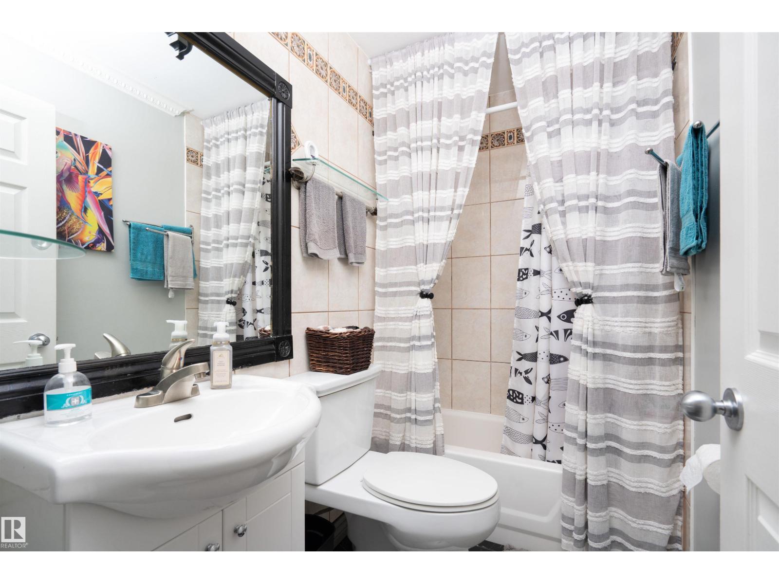 8721 152 St Nw, Edmonton, Alberta  T5R 1L9 - Photo 6 - E4462003