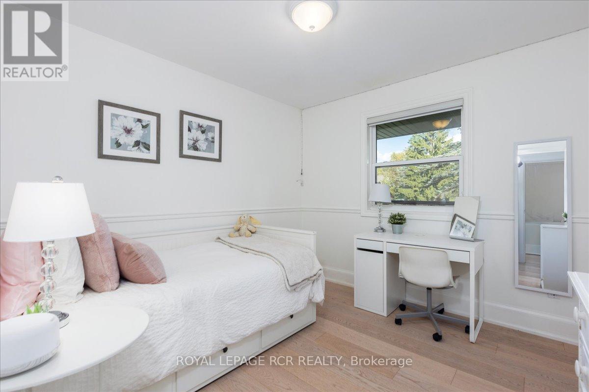 501 Samuel Harper Court, East Gwillimbury, Ontario  L0G 1M0 - Photo 24 - N12460746