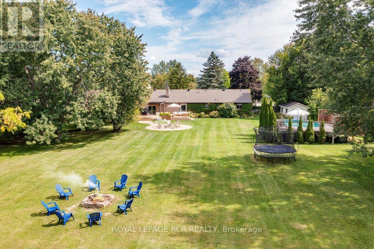 501 Samuel Harper Court, East Gwillimbury, Ontario  L0G 1M0 - Photo 47 - N12460746