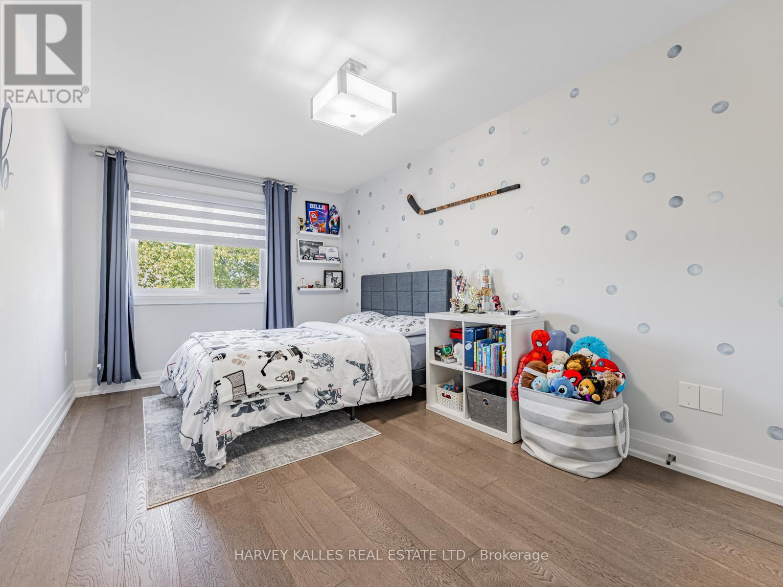 106 Bay Hill Drive, Vaughan, Ontario  L4K 1G9 - Photo 16 - N12460751