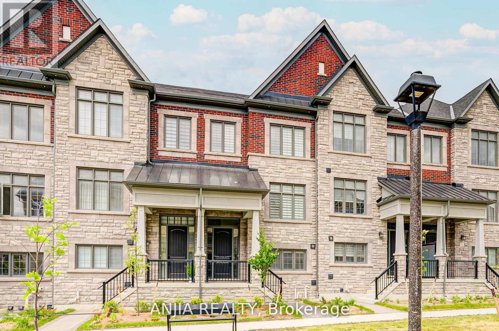 7 BRIGHT TERRACE WAY E, Markham, Ontario