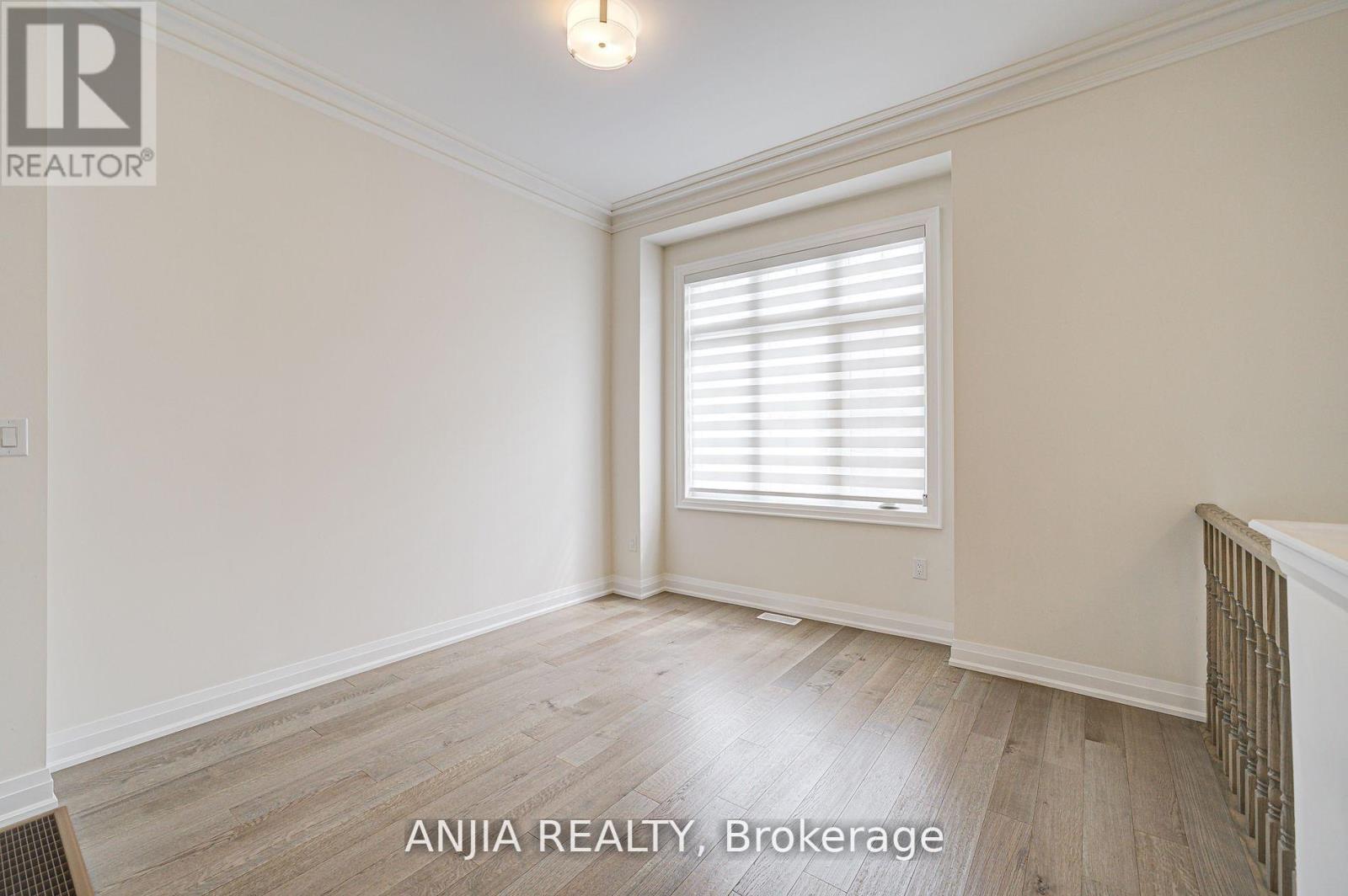 7 Bright Terrace Way E, Markham, Ontario  L6C 3L5 - Photo 10 - N12460758