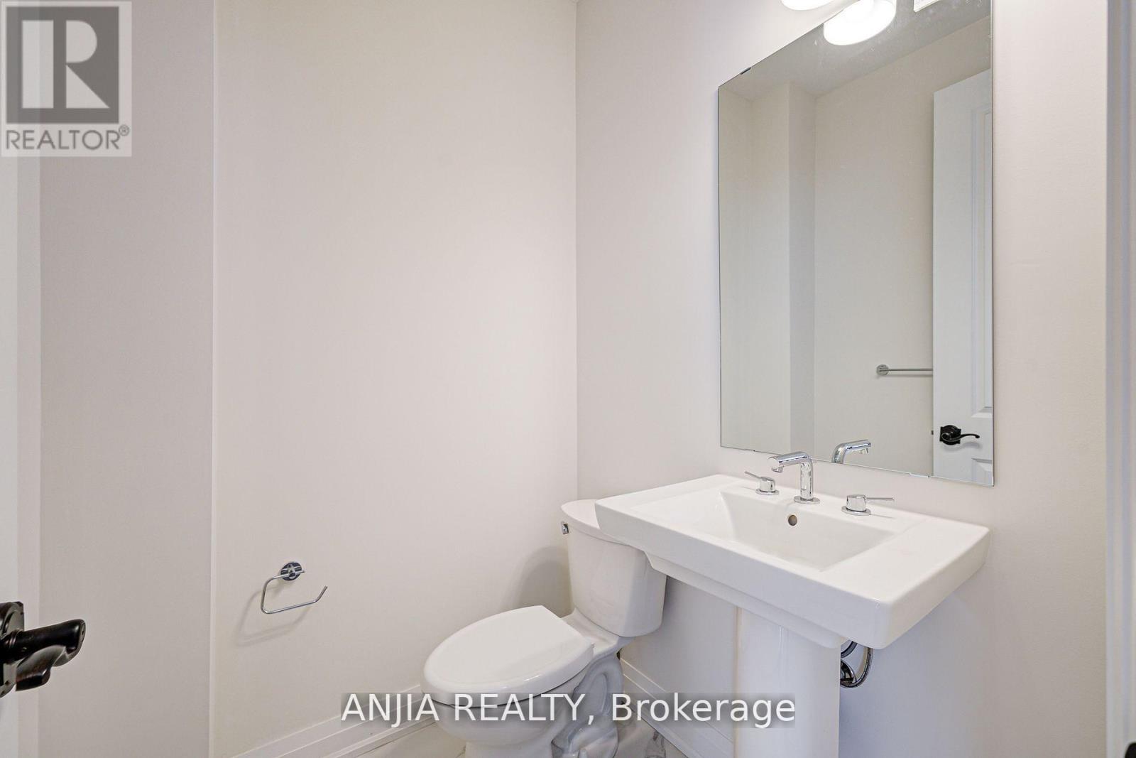7 Bright Terrace Way E, Markham, Ontario  L6C 3L5 - Photo 21 - N12460758