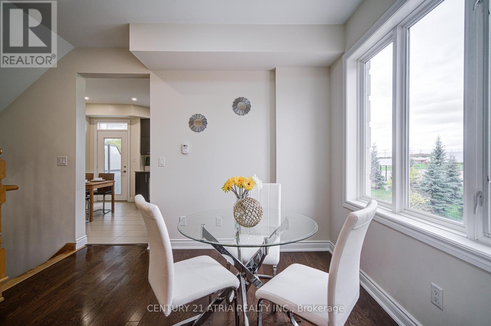 215 South Park Road, Markham, Ontario  L3T 0B6 - Photo 19 - N12460762