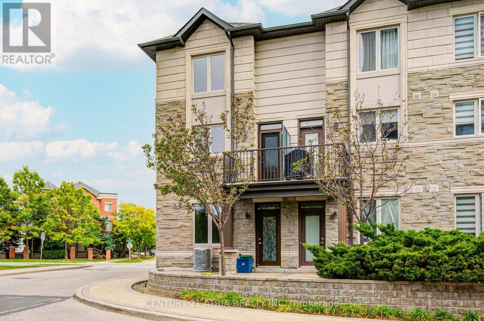 215 South Park Road, Markham, Ontario  L3T 0B6 - Photo 38 - N12460762