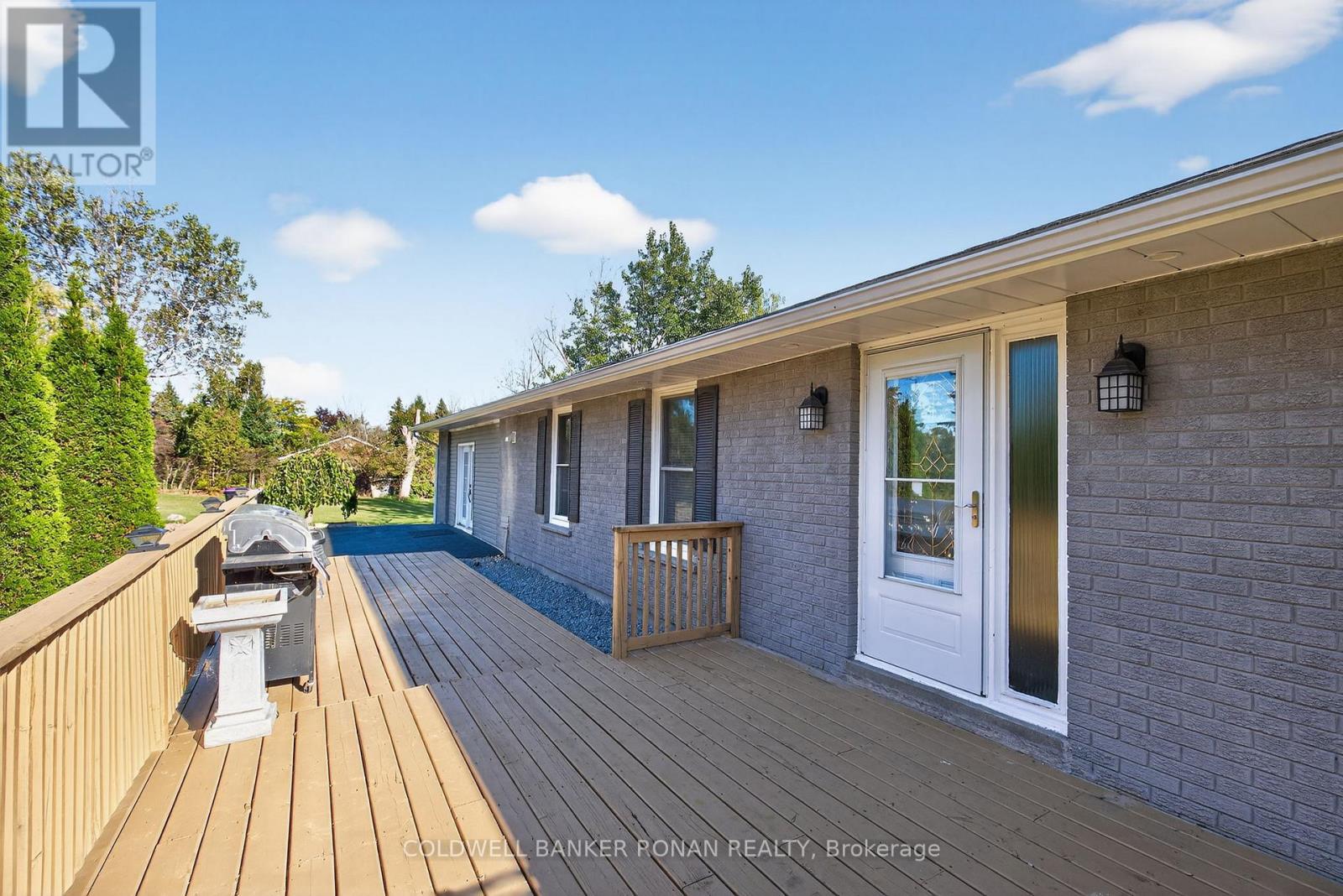 5697 2nd Line, New Tecumseth, Ontario  L0G 1T0 - Photo 5 - N12460794