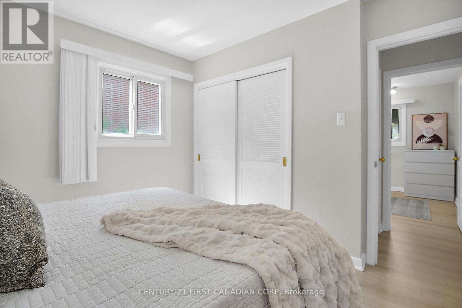 10 Frontenac Road, London South, Ontario  N5Z 3Y3 - Photo 14 - X12405055