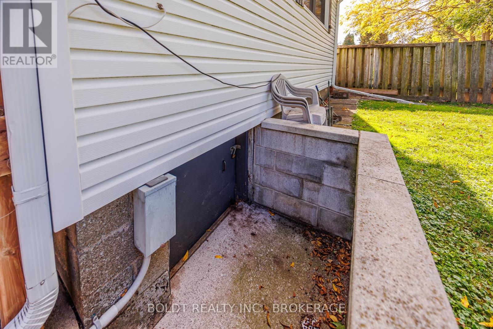 73 Chapel Street N, Thorold, Ontario  L2V 2E5 - Photo 23 - X12454850