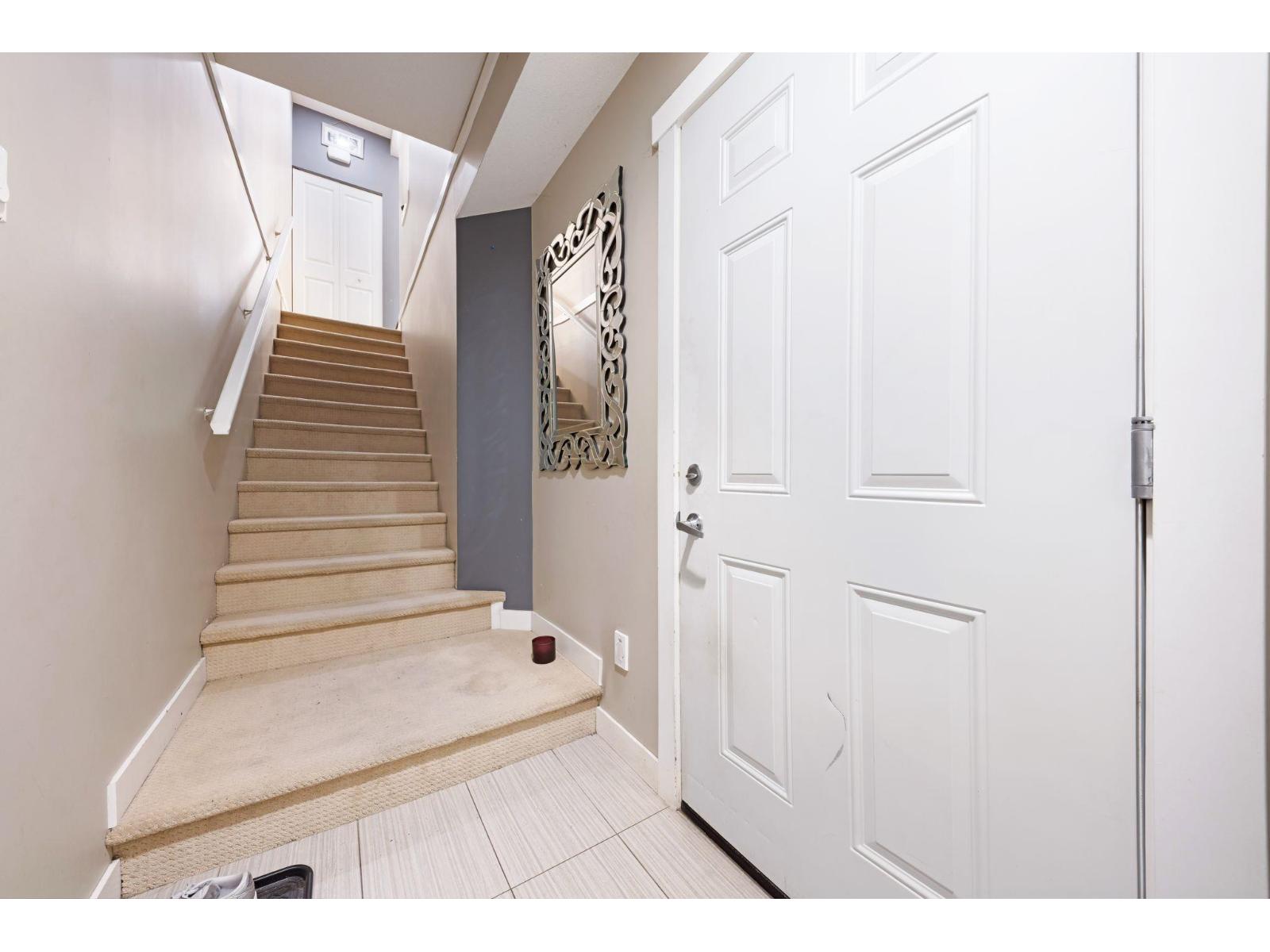 4 14377 60th Avenue, Surrey, British Columbia  V3X 0E2 - Photo 2 - R3058011