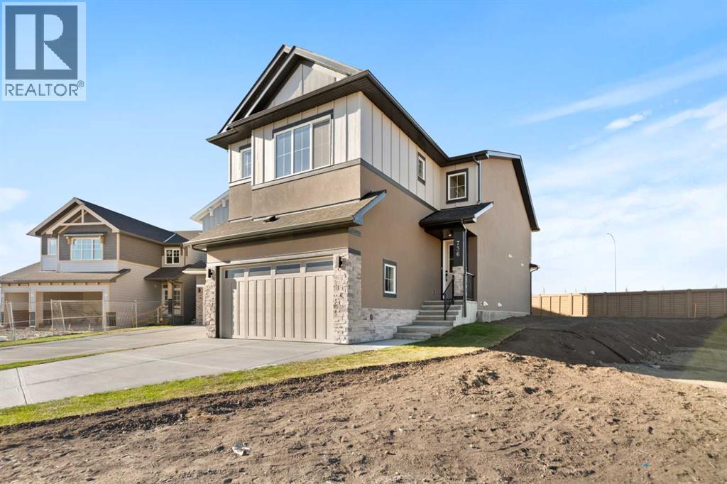 736 Savanna Crescent Ne, Calgary, Alberta  T3J 5T5 - Photo 2 - A2263950