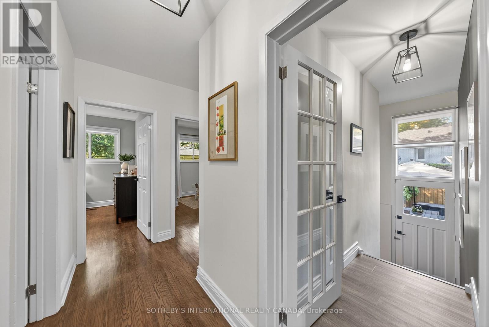 30 Bearbury Drive, Toronto, Ontario  M9C 2G9 - Photo 14 - W12460782