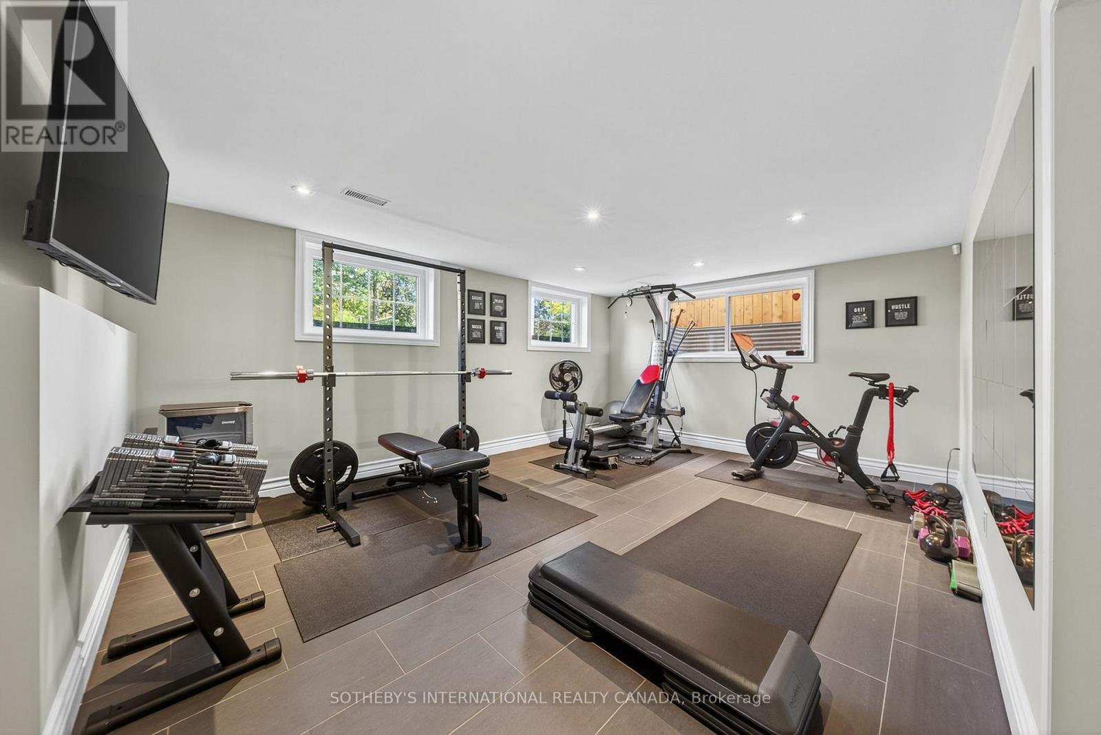 30 Bearbury Drive, Toronto, Ontario  M9C 2G9 - Photo 24 - W12460782