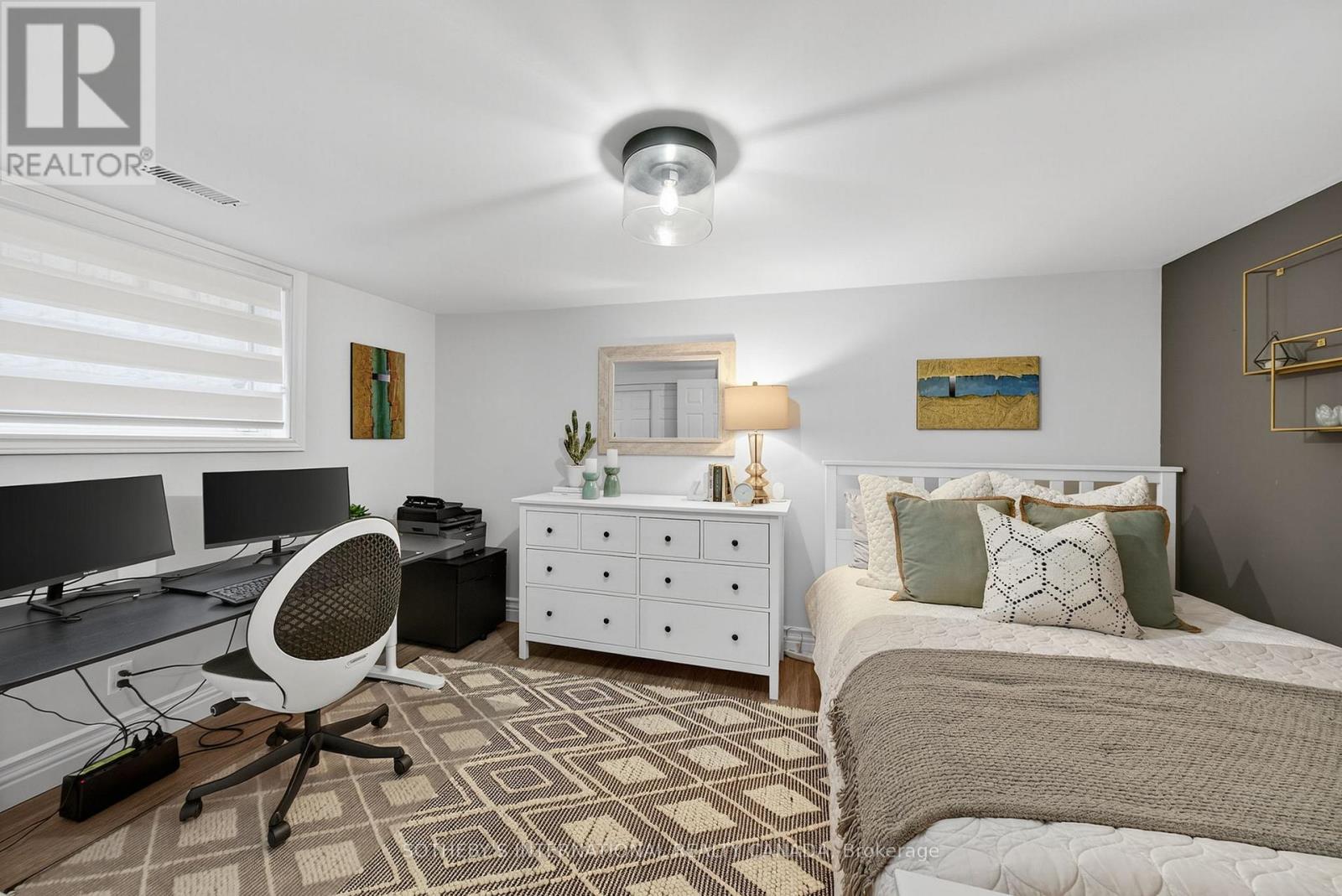 30 Bearbury Drive, Toronto, Ontario  M9C 2G9 - Photo 29 - W12460782