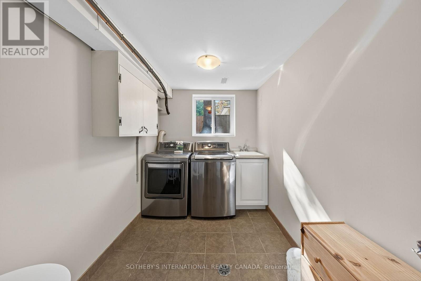 30 Bearbury Drive, Toronto, Ontario  M9C 2G9 - Photo 30 - W12460782