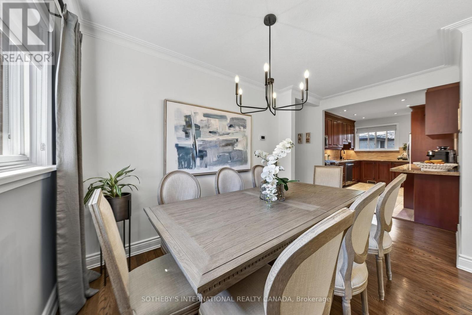 30 Bearbury Drive, Toronto, Ontario  M9C 2G9 - Photo 9 - W12460782