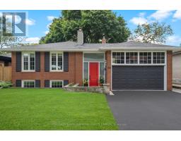 30 BEARBURY DRIVE, Toronto, Ontario