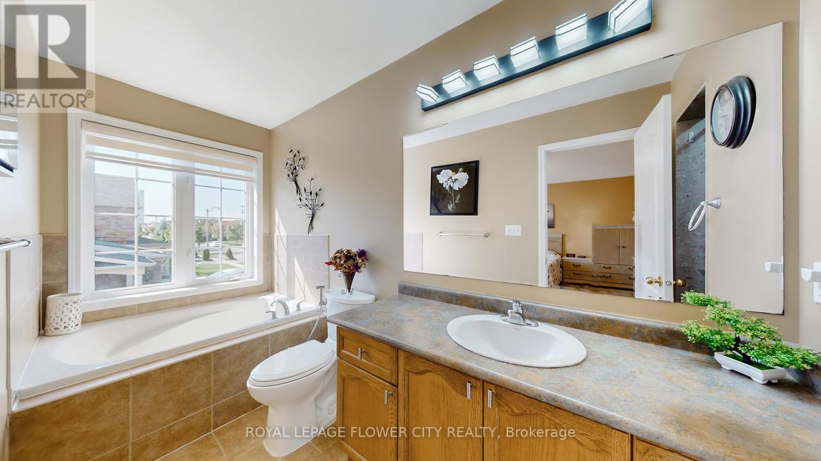177 Fandango Drive, Brampton, Ontario  L6X 0M1 - Photo 27 - W12460788
