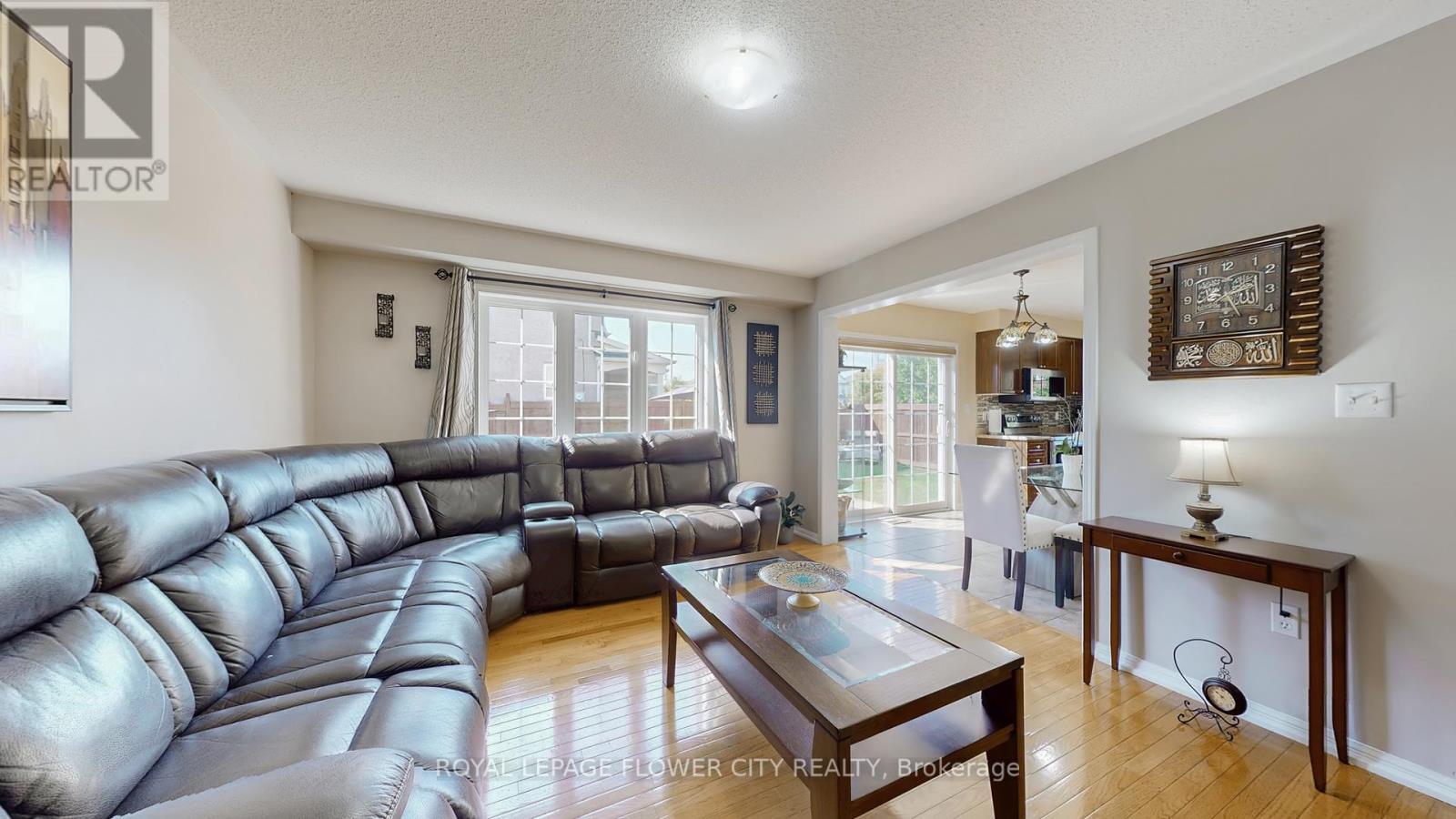 177 Fandango Drive, Brampton, Ontario  L6X 0M1 - Photo 9 - W12460788