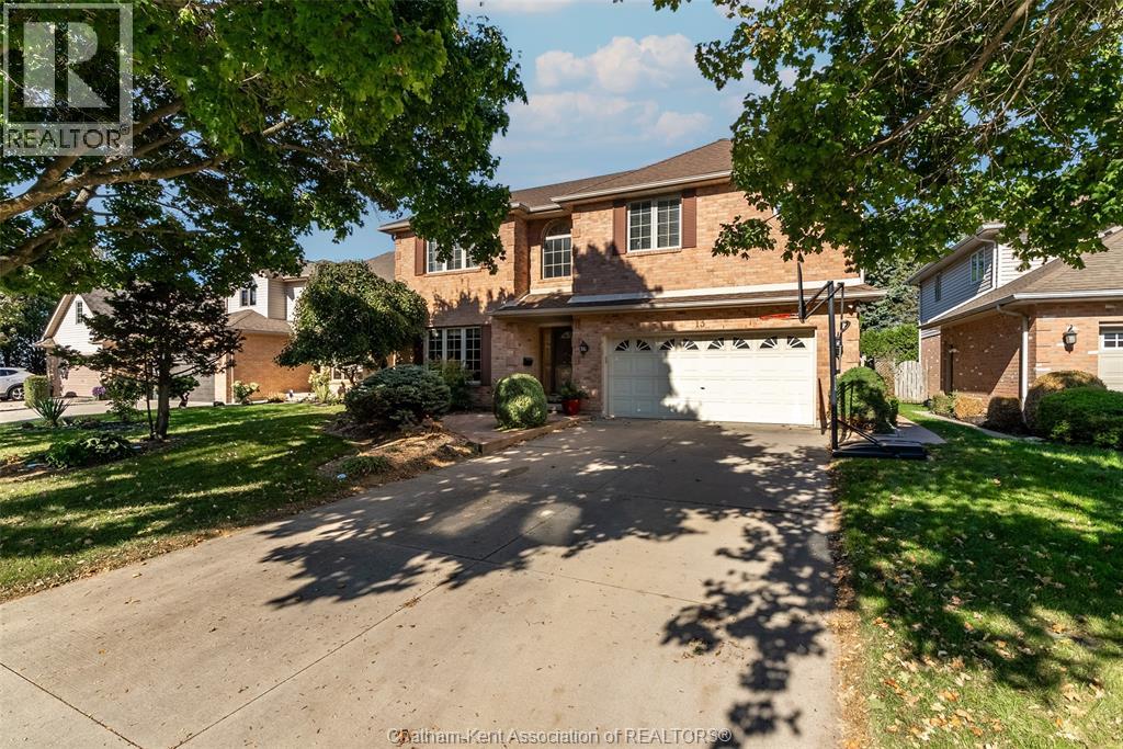 13 Hedge Maple Path, Chatham, Ontario