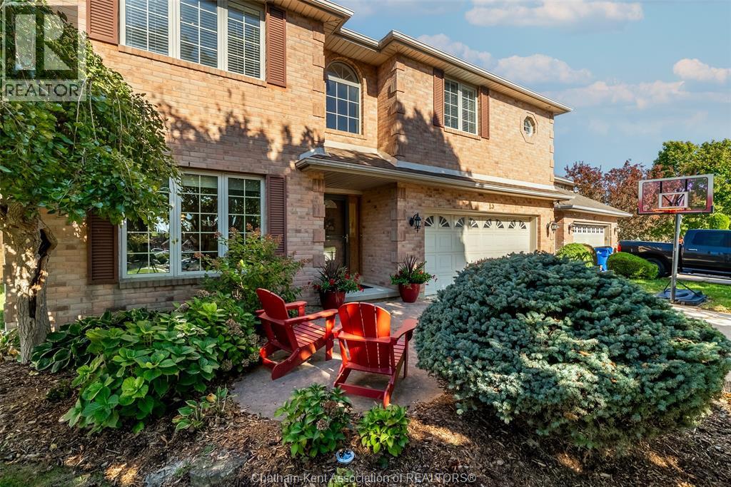 13 Hedge Maple Path, Chatham, Ontario  N7L 5E9 - Photo 3 - 25025615