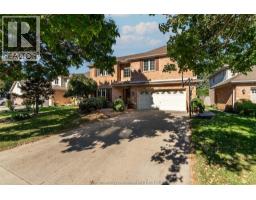13 Hedge Maple Path, Chatham, Ontario