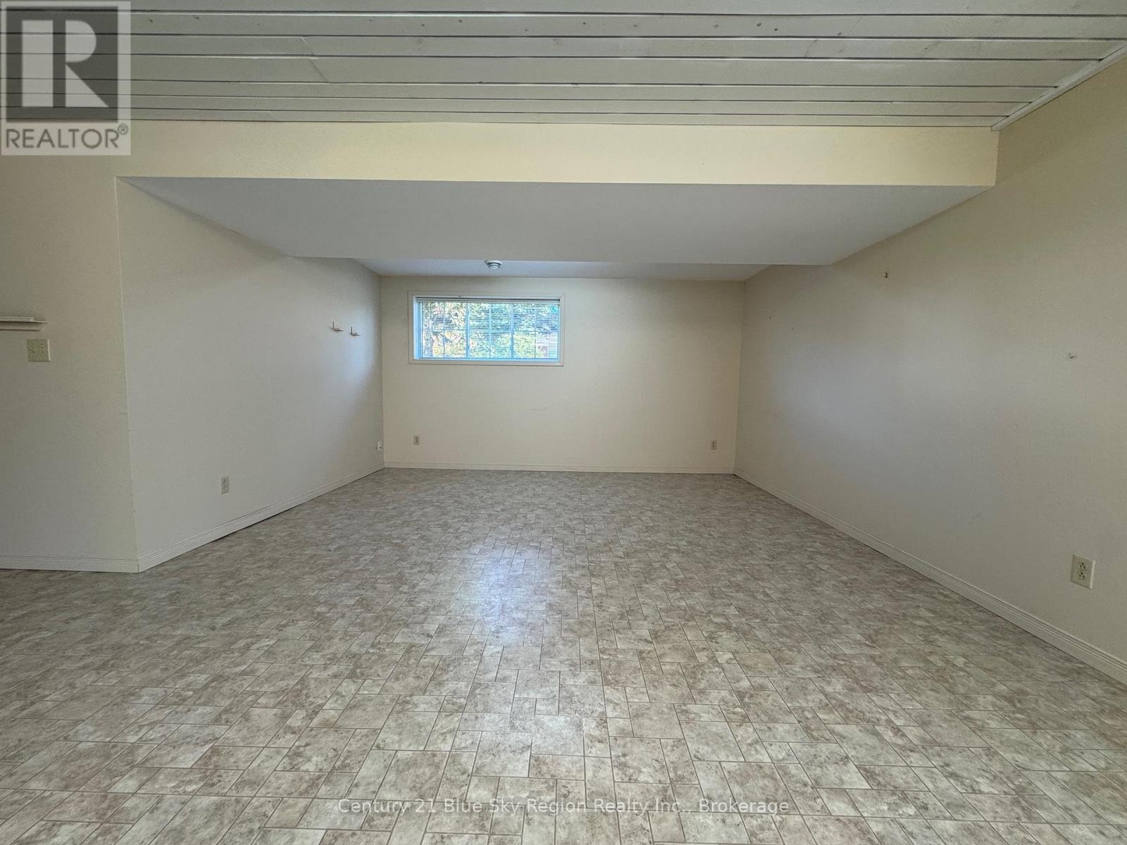 363 Main Street, Powassan, Ontario  P0H 0A4 - Photo 38 - X12460580