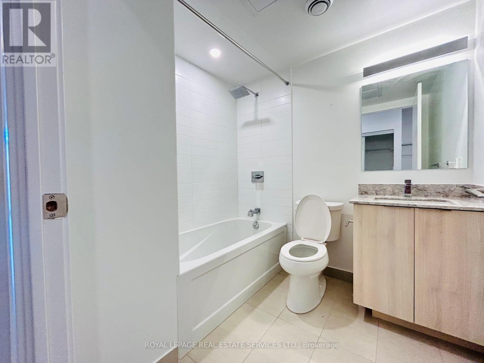 705 - 18 Maitland Terrace, Toronto, Ontario  M4Y 0H2 - Photo 10 - C12460809