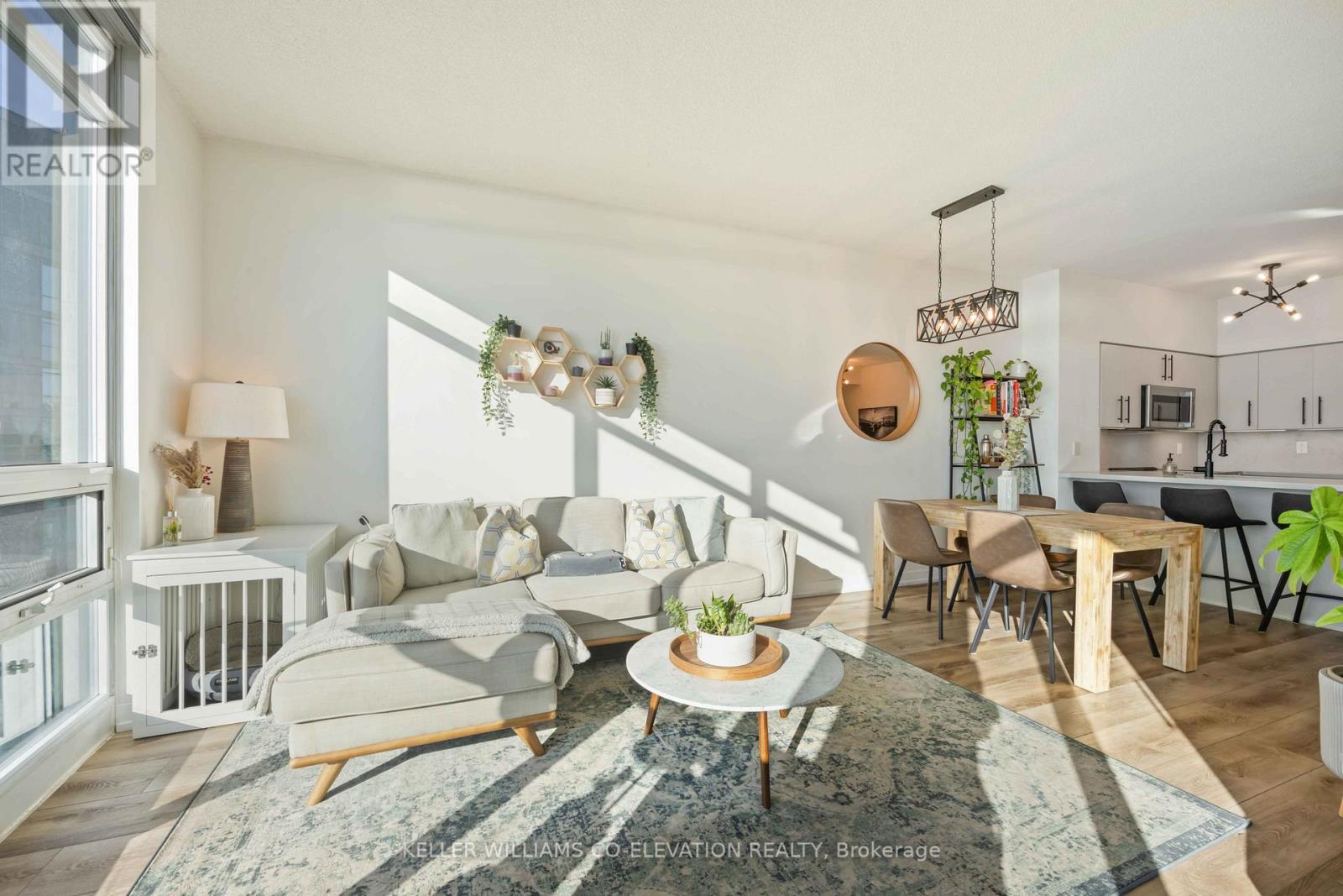 2511 - 219 Fort York Boulevard, Toronto, Ontario  M5V 1B1 - Photo 11 - C12460818