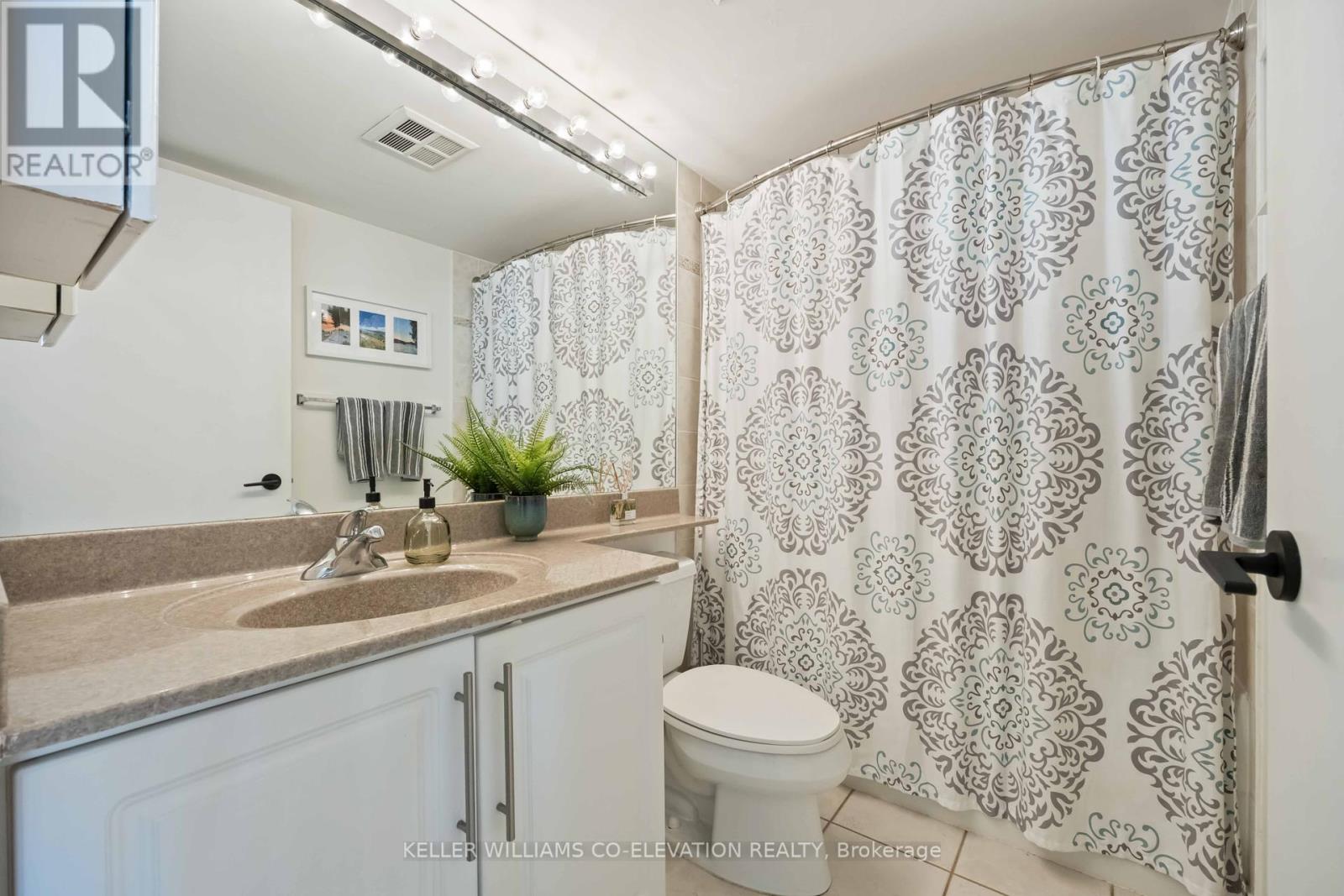 2511 - 219 Fort York Boulevard, Toronto, Ontario  M5V 1B1 - Photo 27 - C12460818