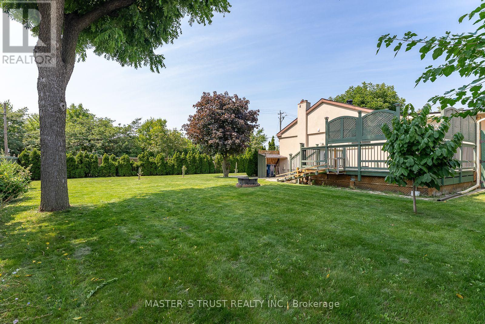 4061 Dufferin Street, Toronto, Ontario  M3H 5R7 - Photo 27 - C12460826