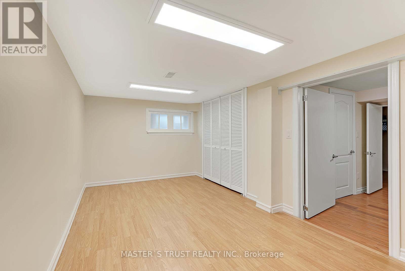 4061 Dufferin Street, Toronto, Ontario  M3H 5R7 - Photo 37 - C12460826