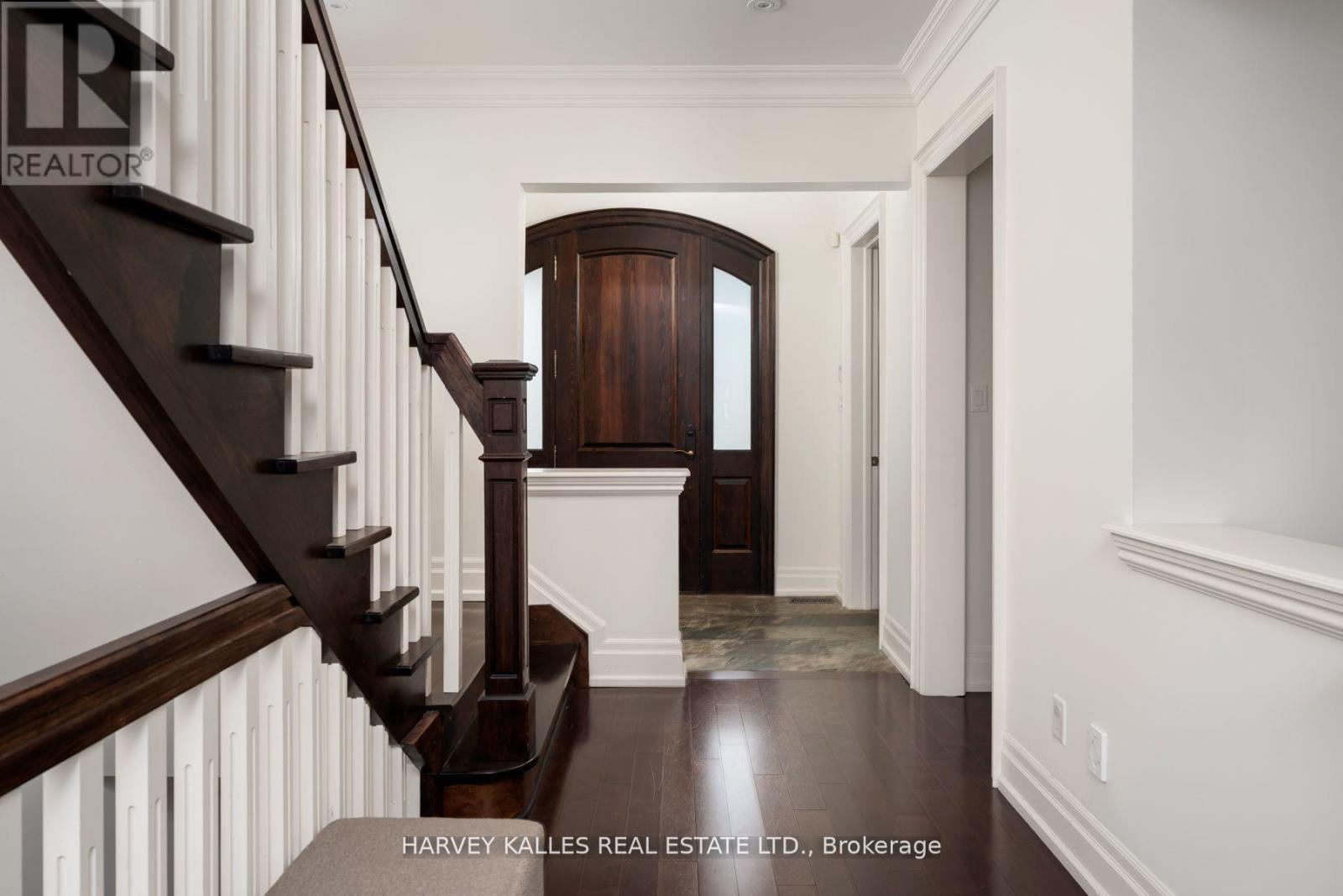 60 Mcgillivray Avenue, Toronto, Ontario  M5M 2Y2 - Photo 15 - C12460831