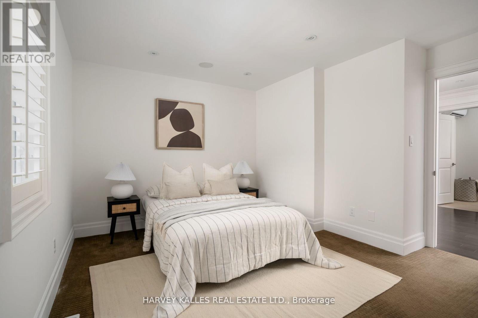60 Mcgillivray Avenue, Toronto, Ontario  M5M 2Y2 - Photo 28 - C12460831