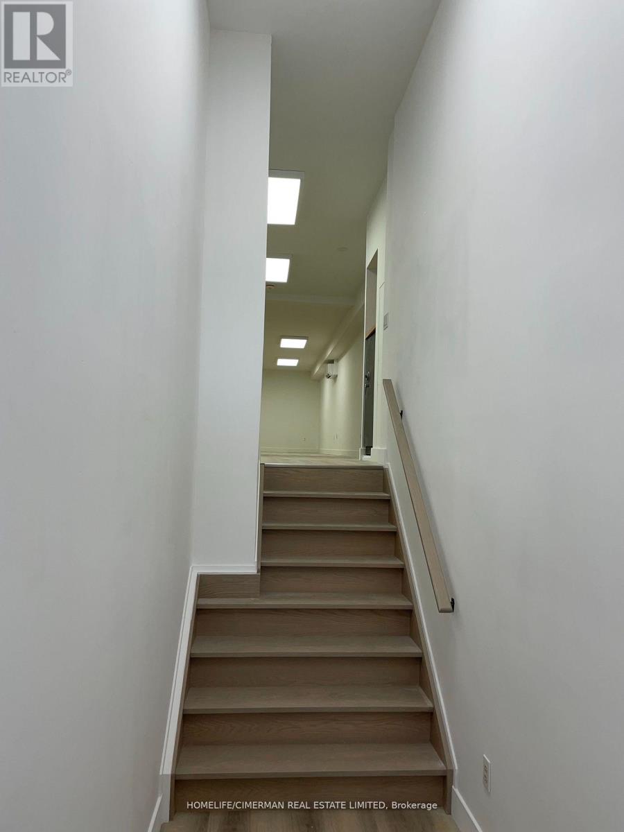 741a Bloor Street W, Toronto, Ontario  M6G 1L6 - Photo 7 - C12460847