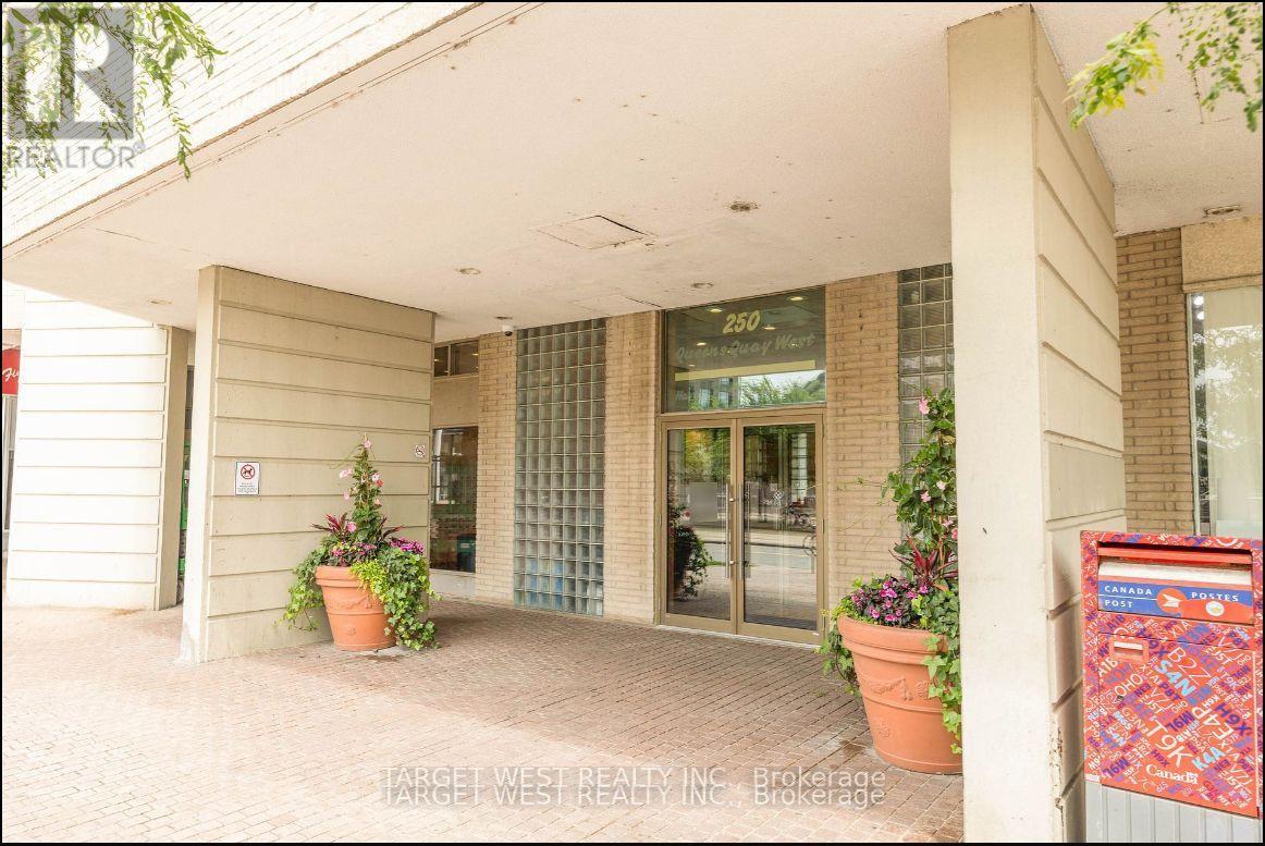 1903 - 250 Queens Quay, Toronto, Ontario  M5J 2N2 - Photo 3 - C12460849