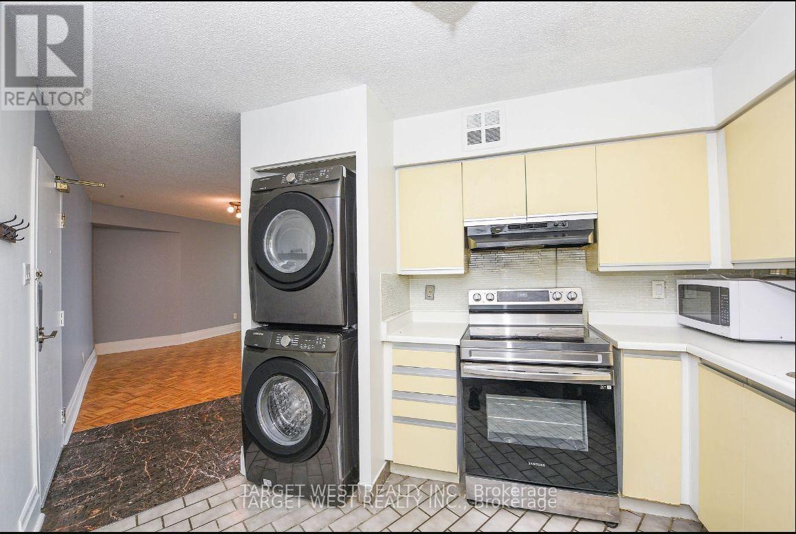 1903 - 250 Queens Quay, Toronto, Ontario  M5J 2N2 - Photo 9 - C12460849