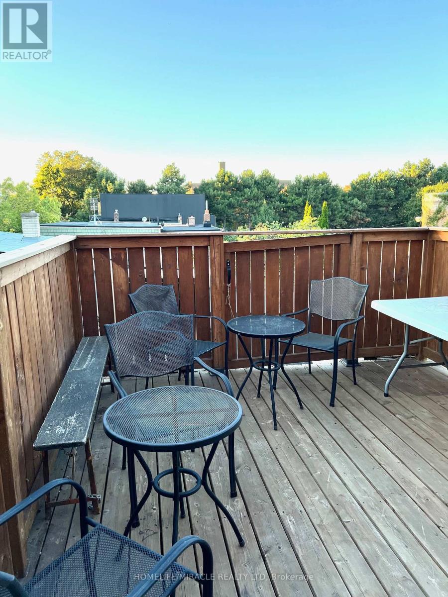 2 - 1 Givins Street, Toronto, Ontario  M6J 2X5 - Photo 17 - C12460896