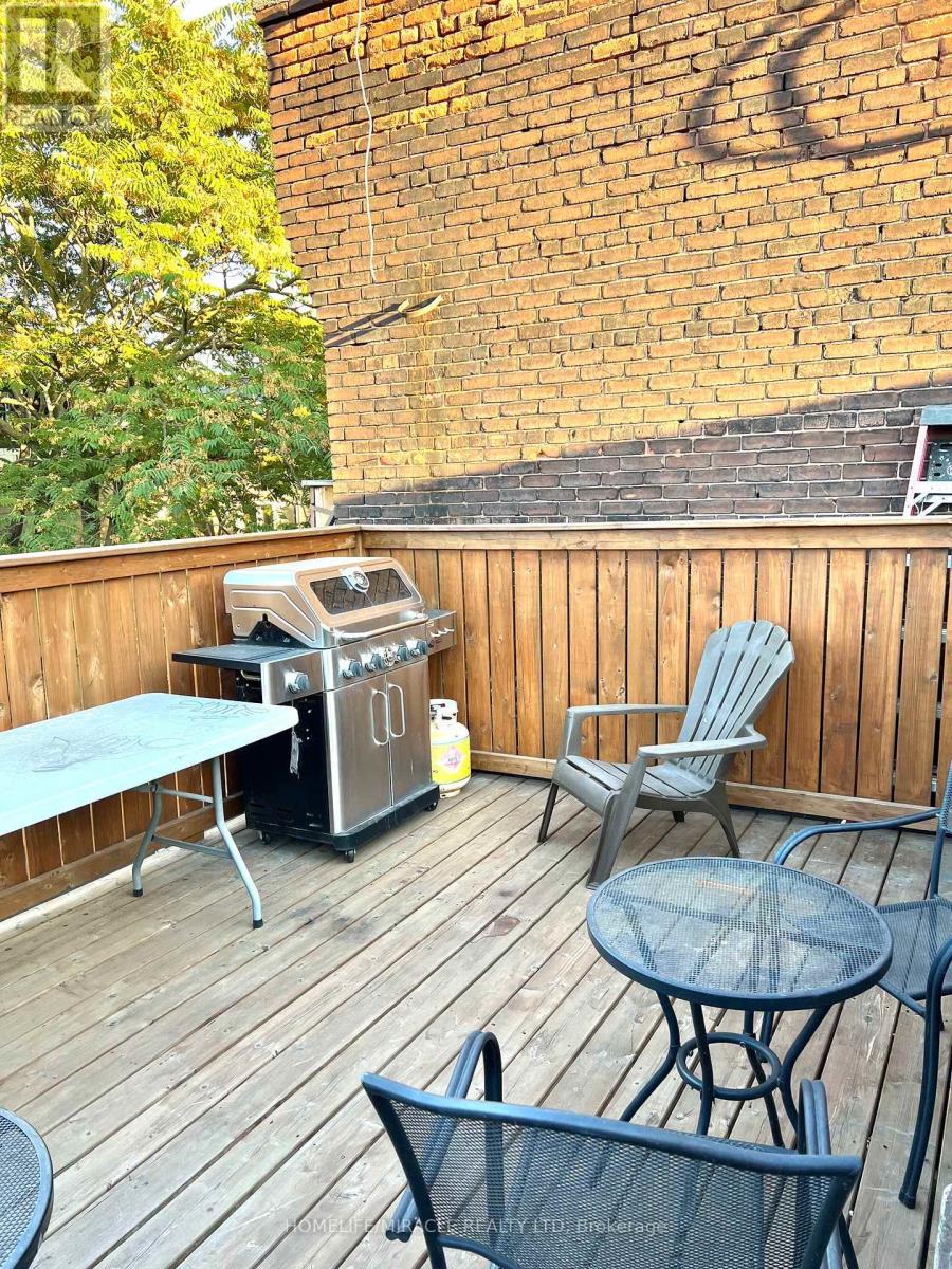 2 - 1 Givins Street, Toronto, Ontario  M6J 2X5 - Photo 18 - C12460896