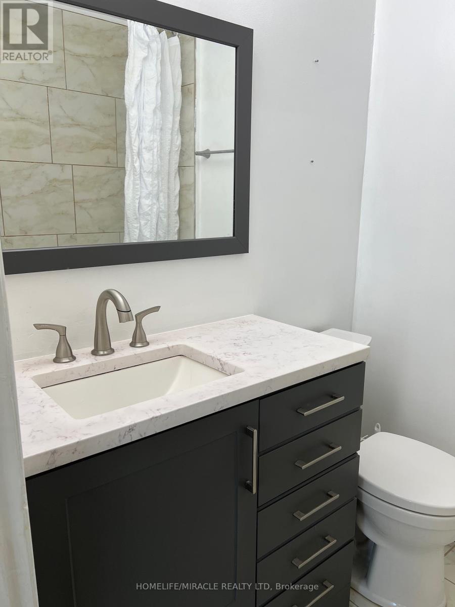 2 - 1 Givins Street, Toronto, Ontario  M6J 2X5 - Photo 8 - C12460896